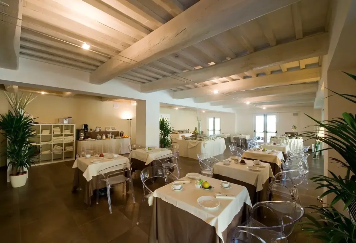 Restauracja i jedzenie w hotelu Relais dell’Olmo