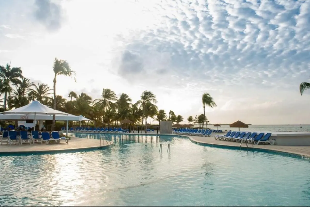 Renaissance Wind Creek Aruba Resort — RENAISSANCE WIND CREEK ARUBA RESORT