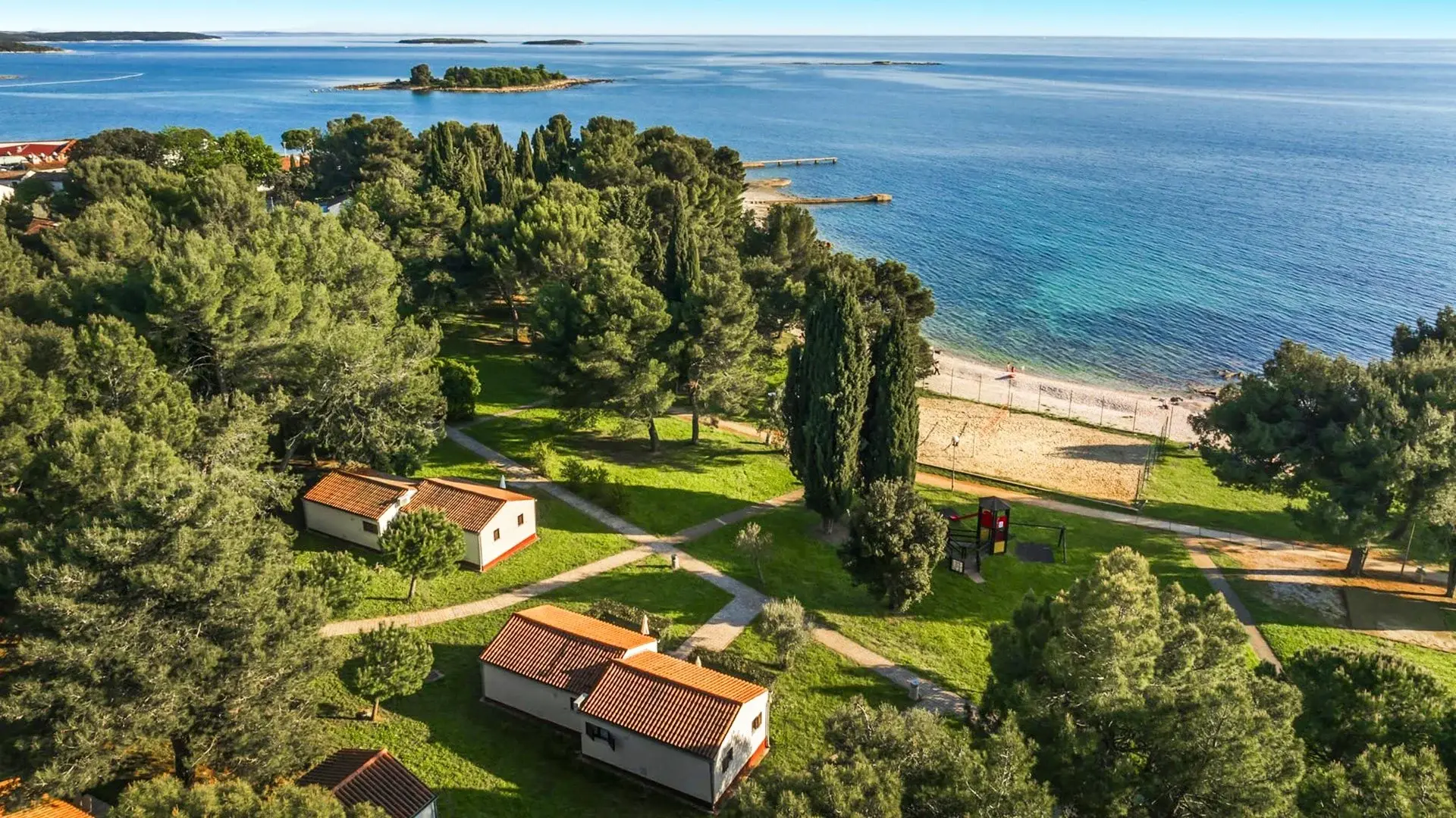 Plaża przy hotelu Resort Villas Rubin