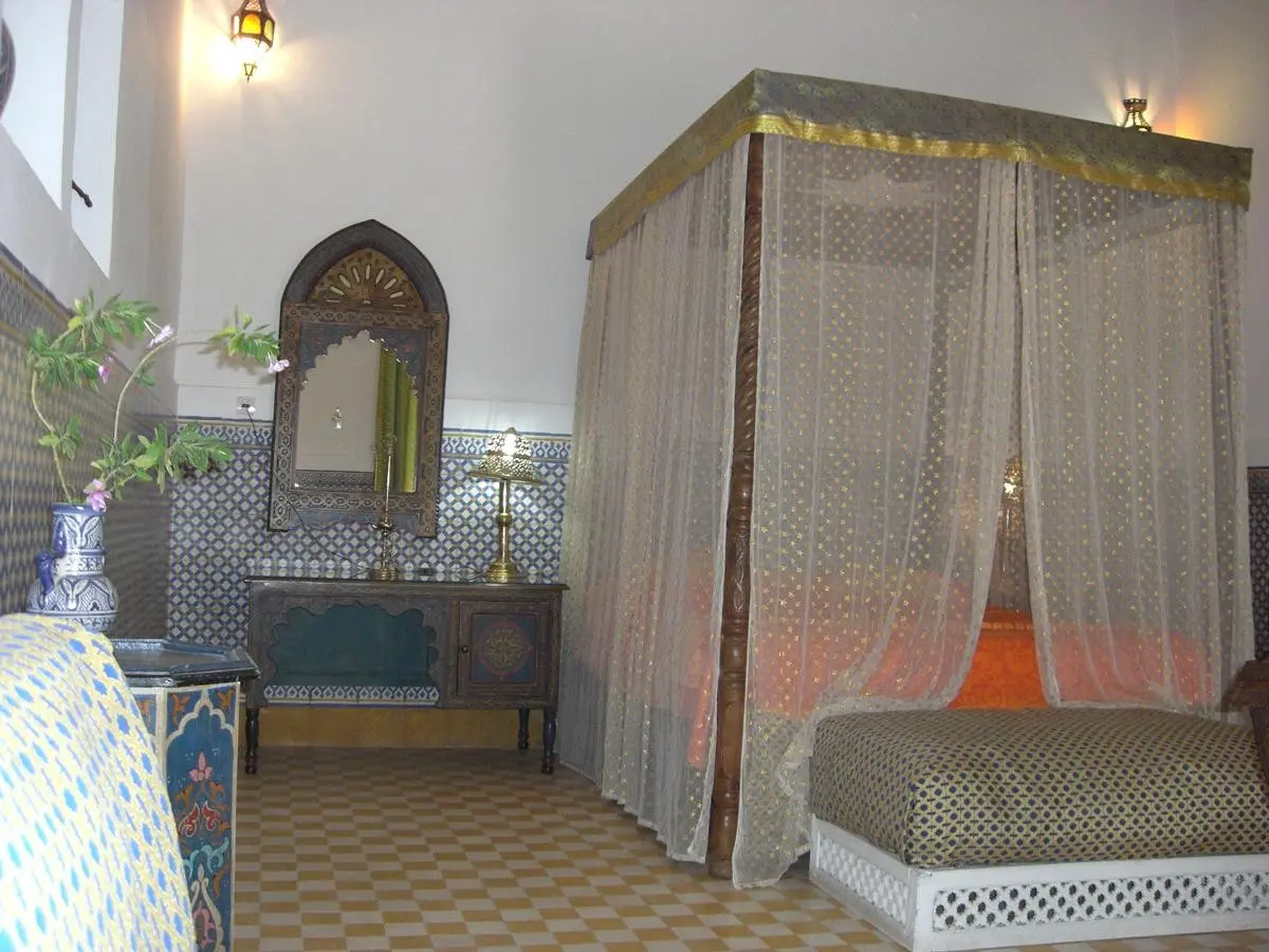 Riad Ifoulki — RIAD IFOULKI