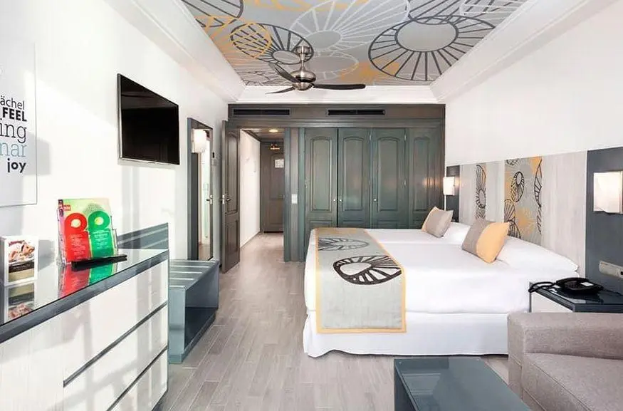 Riu Vistamar — RIU VISTAMAR