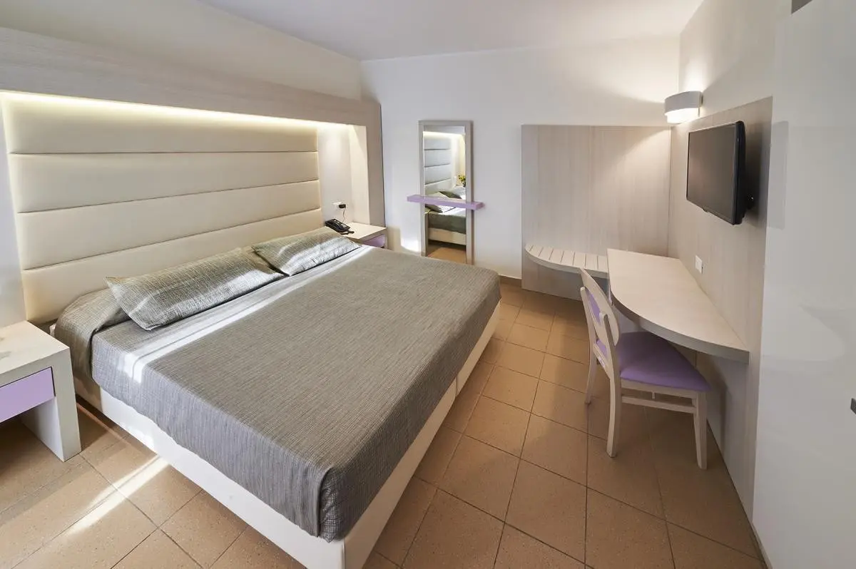 Riva Marina Resort — RIVA MARINA RESORT