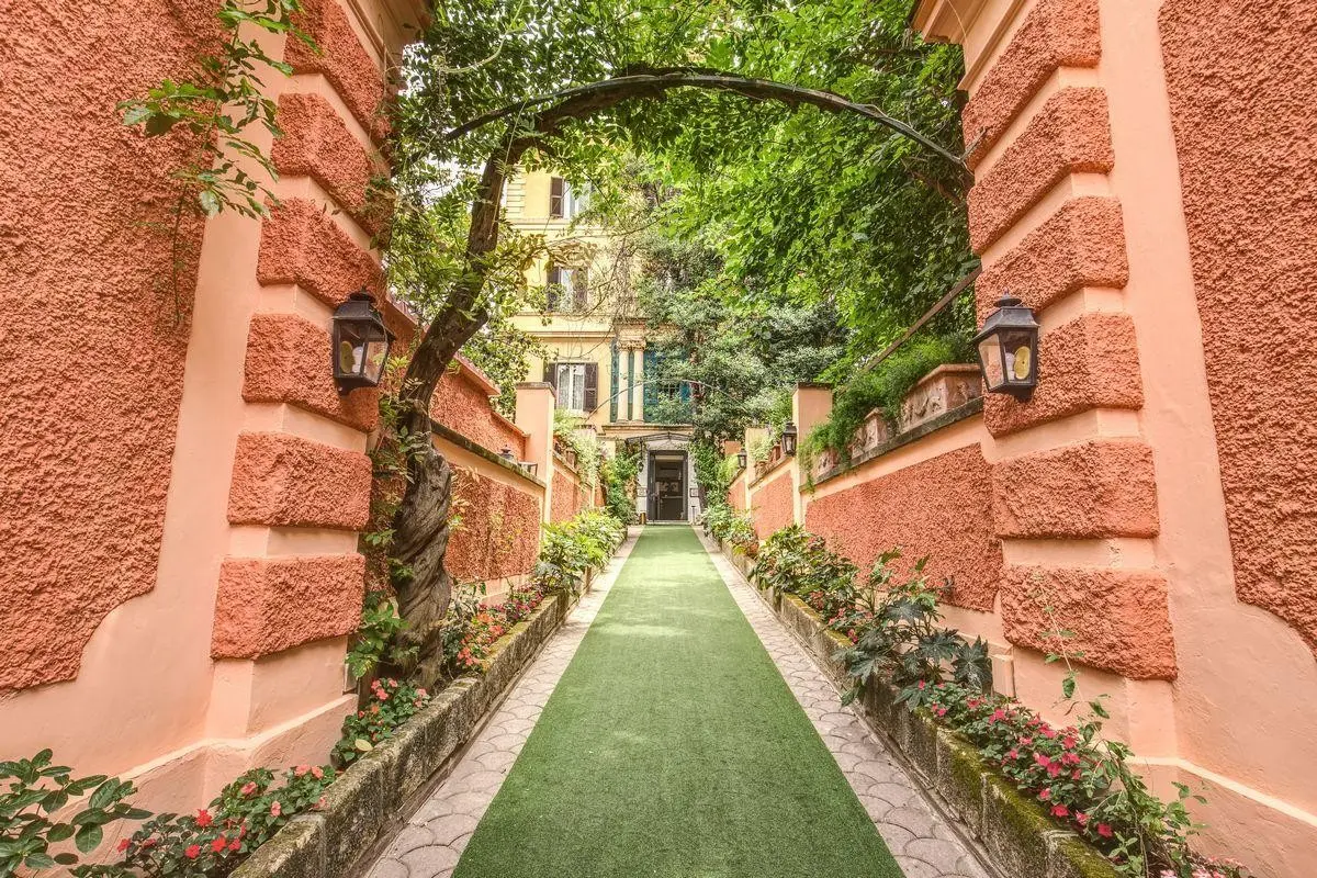 Rome Garden Hotel — ROME GARDEN