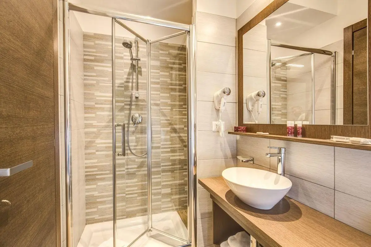 Rome Garden Hotel — ROME GARDEN