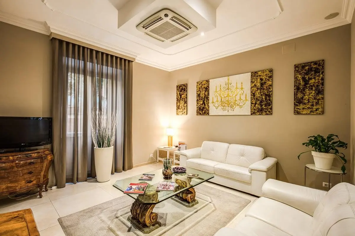 Rome Garden Hotel — ROME GARDEN