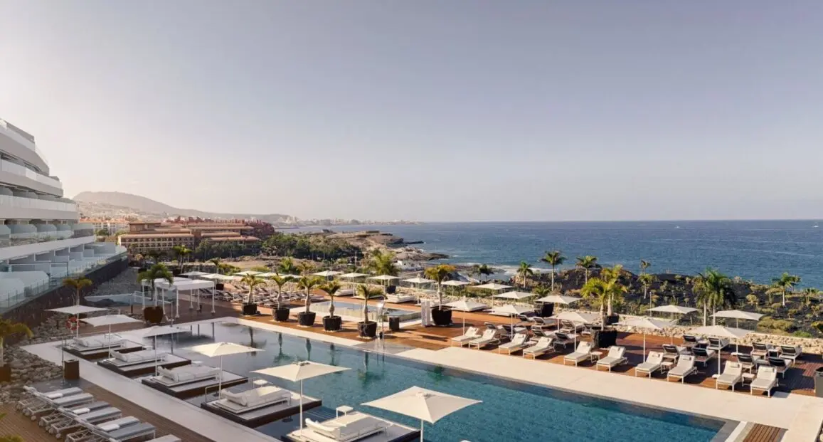 Basen w hotelu Royal Hideaway Corales Suites
