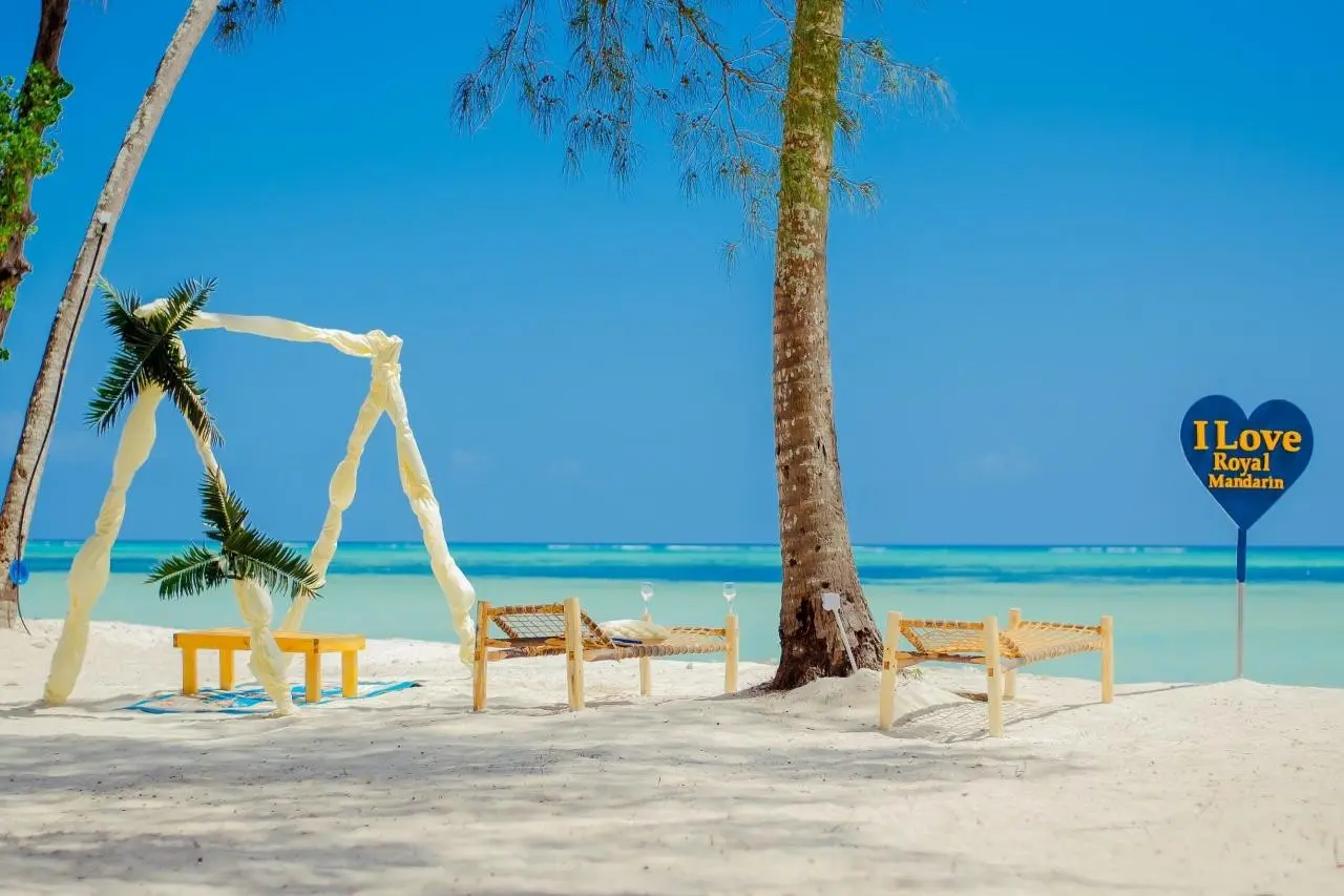 Royal Mandarin Hotel & Resort — ROYAL MANDARIN HOTEL & RESORT