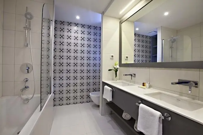 Royal Neptun — ROYAL NEPTUN