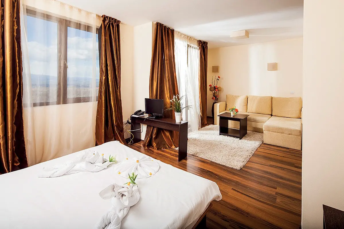 Saint George Ski and Holiday — SAINT GEORGE SKI AND HOLIDAY