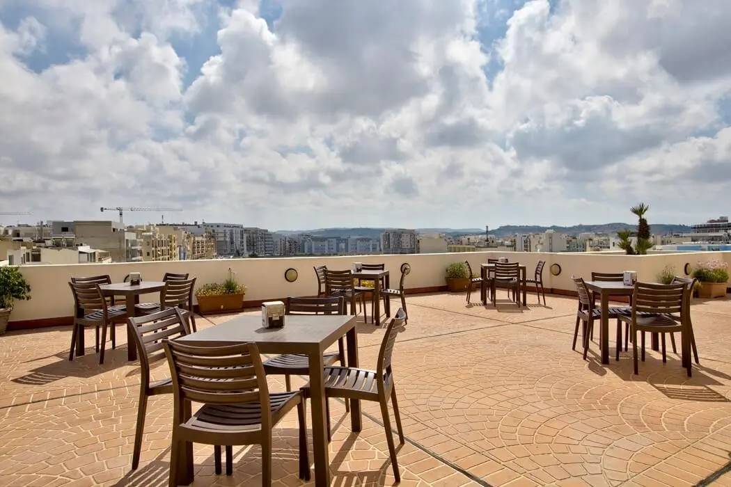 Widok z hotelu Santana Hotel