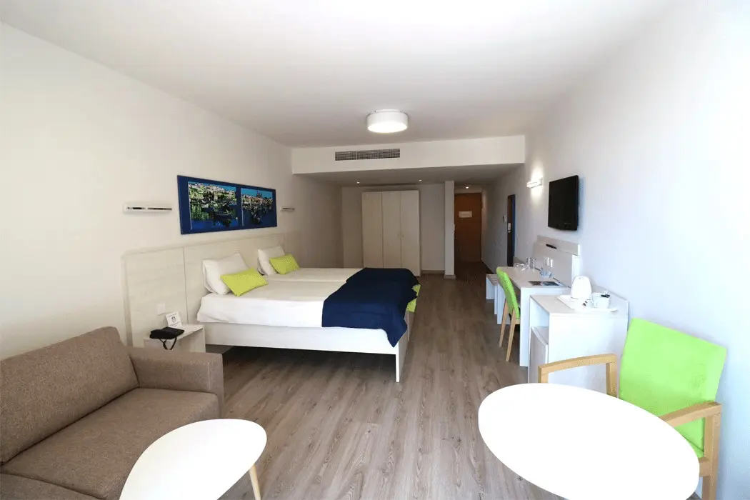 Pokój w hotelu Santana Hotel