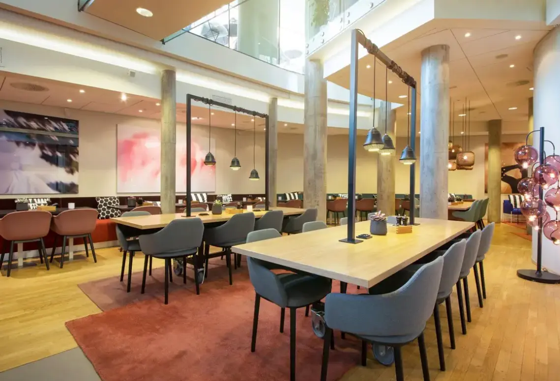 Restauracja i jedzenie w hotelu Scandic Grensen