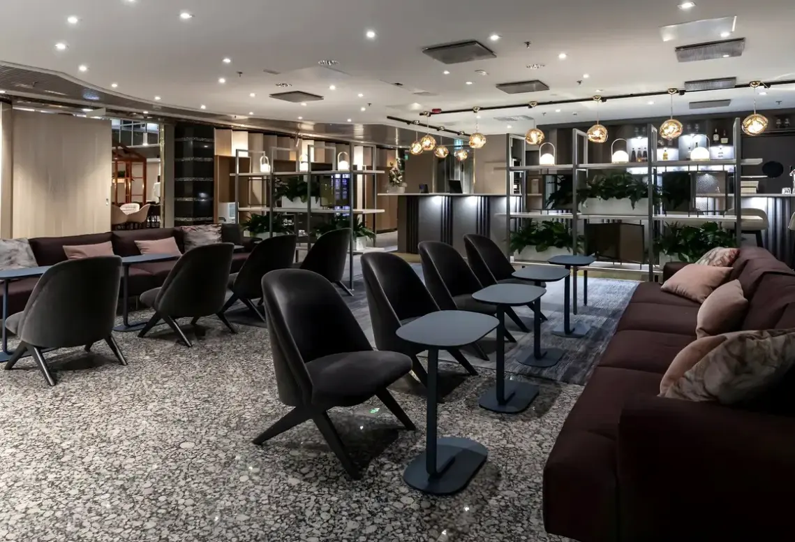 Lobby hotelu Scandic Rovaniemi City