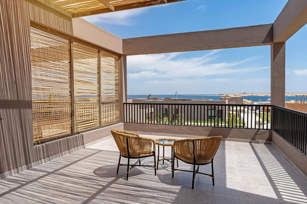 Sentido Naga Bay — SENTIDO NAGA BAY