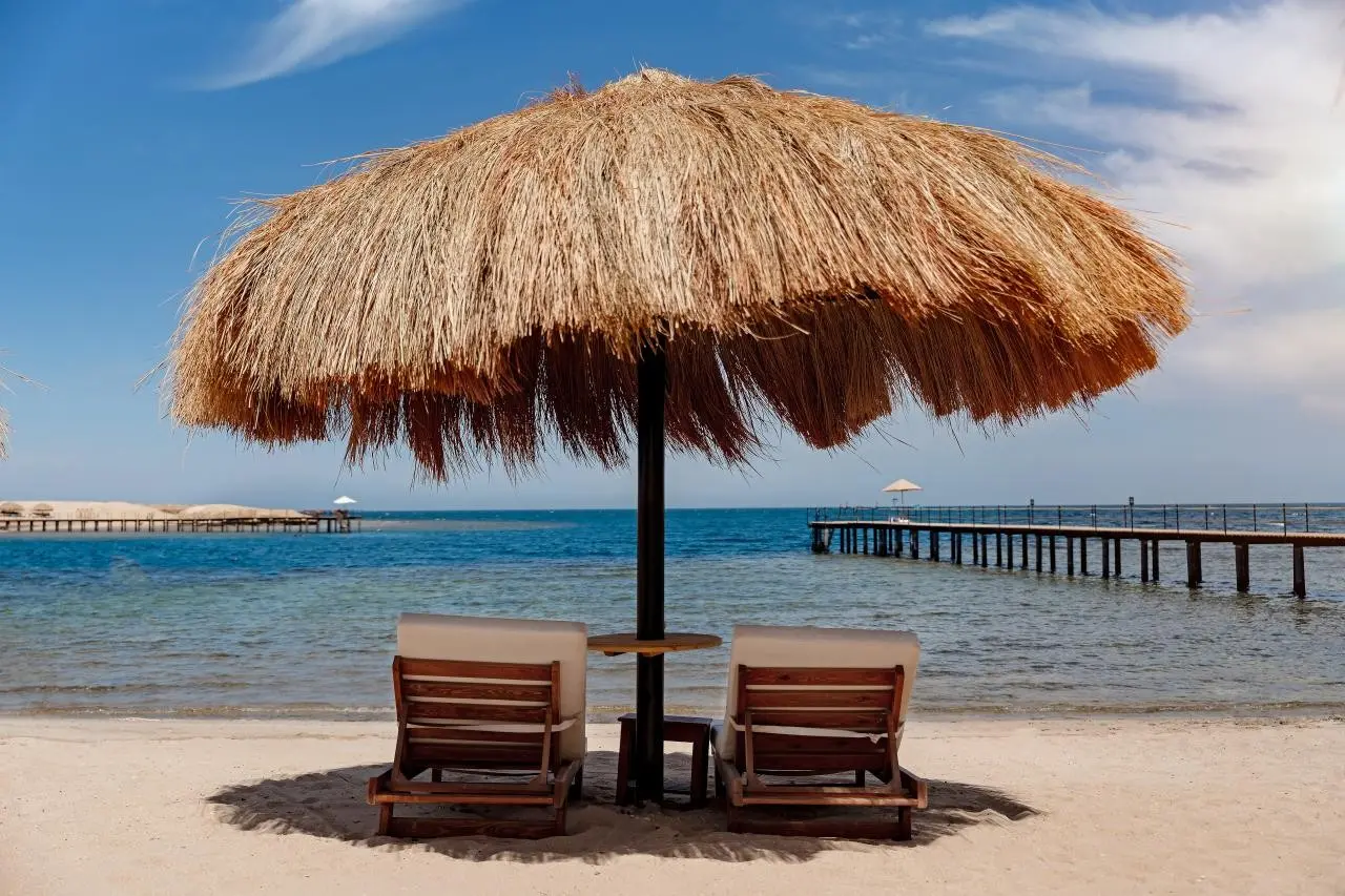 Sentido Naga Bay — SENTIDO NAGA BAY