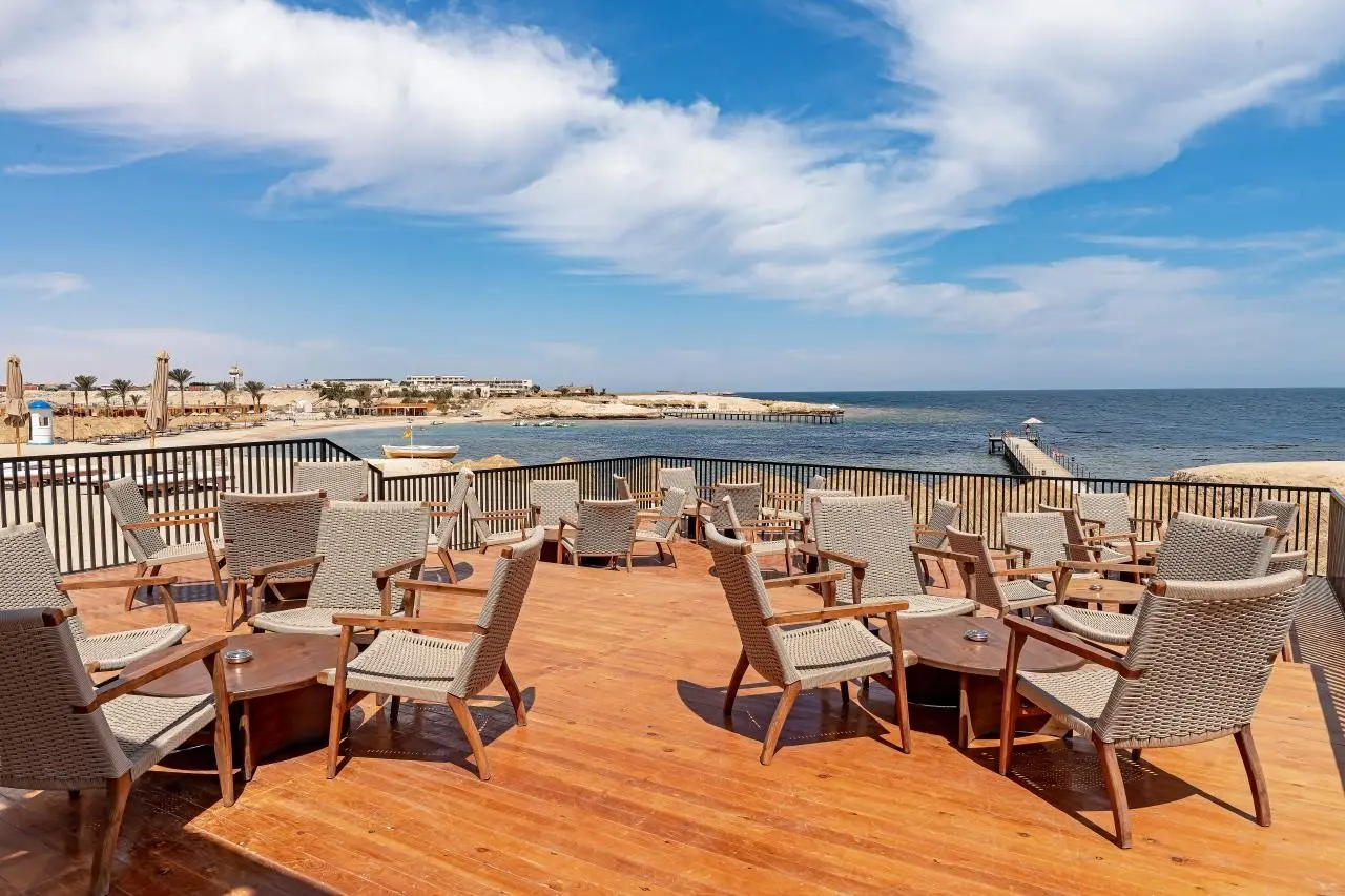 Sentido Naga Bay — SENTIDO NAGA BAY