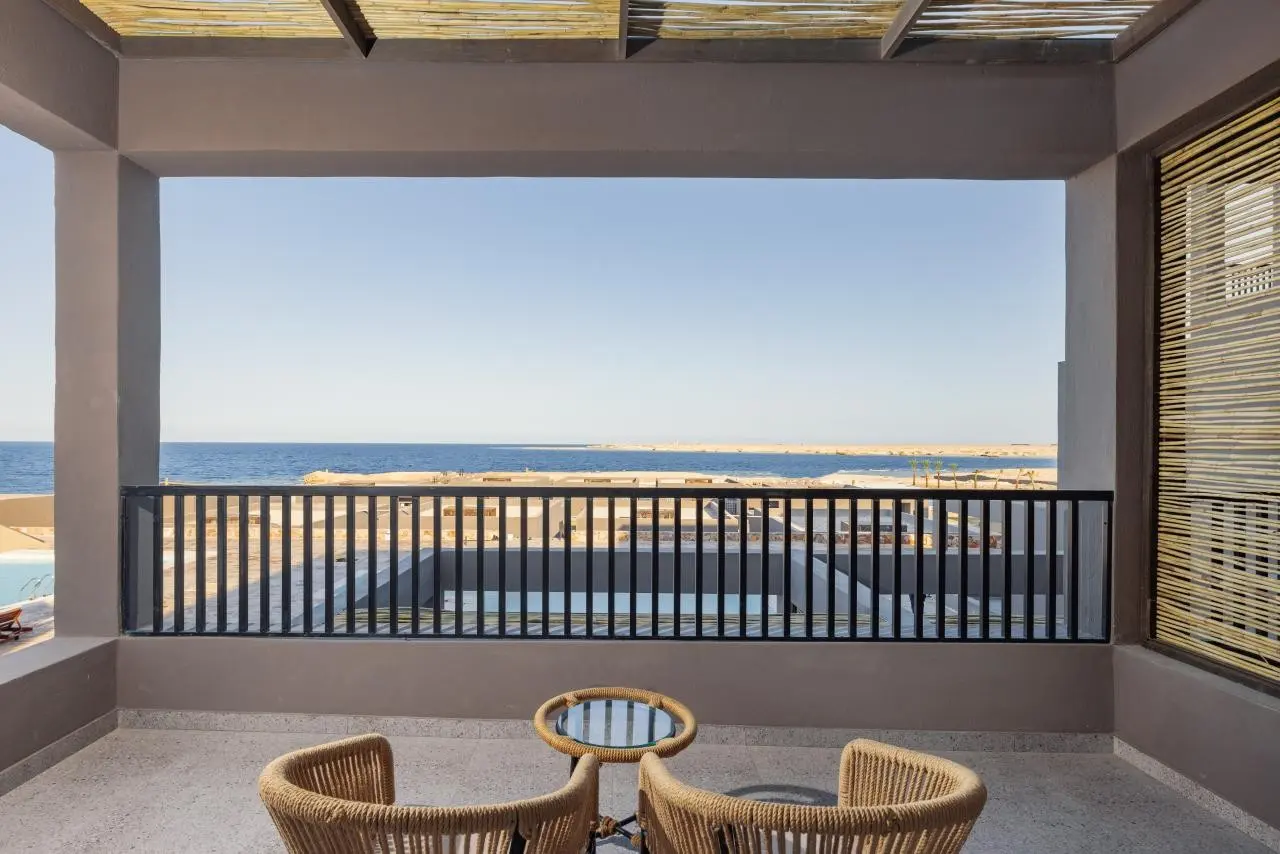 Sentido Naga Bay — SENTIDO NAGA BAY