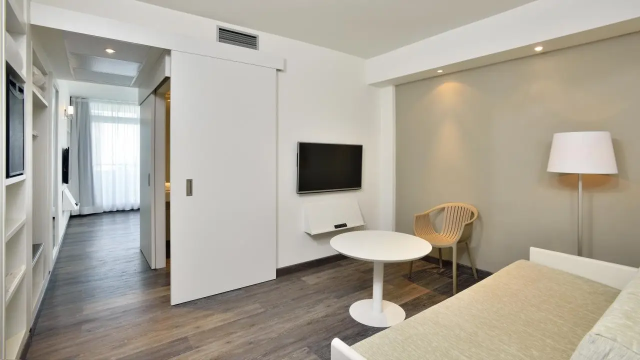 Sol Principe — SOL PRINCIPE