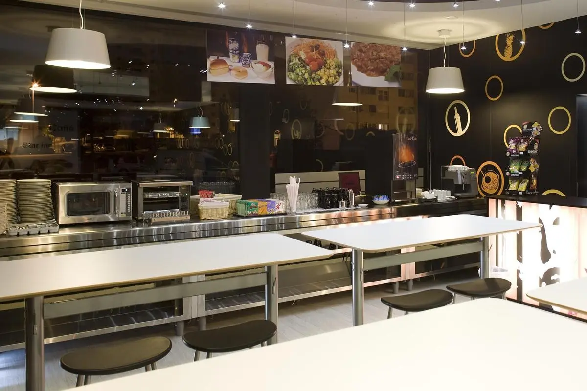 Star inn Porto — STAR INN PORTO