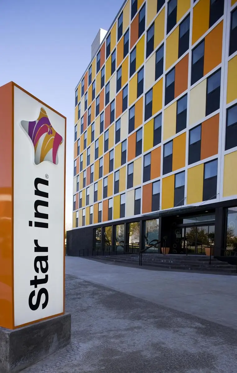 Star inn Porto — STAR INN PORTO