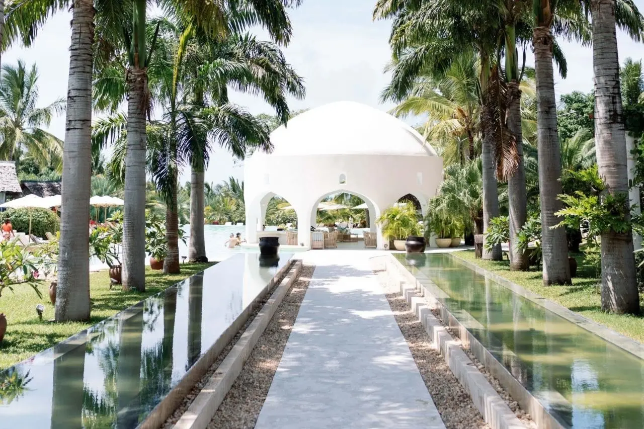 Swahili Beach Resort — SWAHILI BEACH RESORT