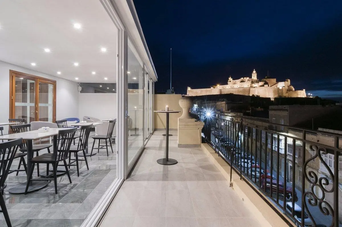 The Duke Boutique — THE DUKE BOUTIQUE