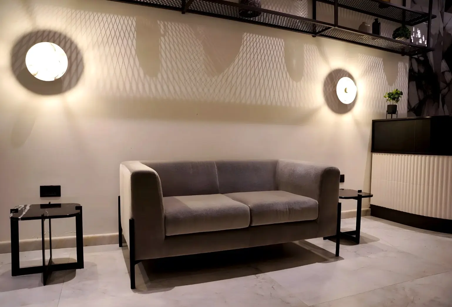 Lobby hotelu The Londoner Hotel Sliema