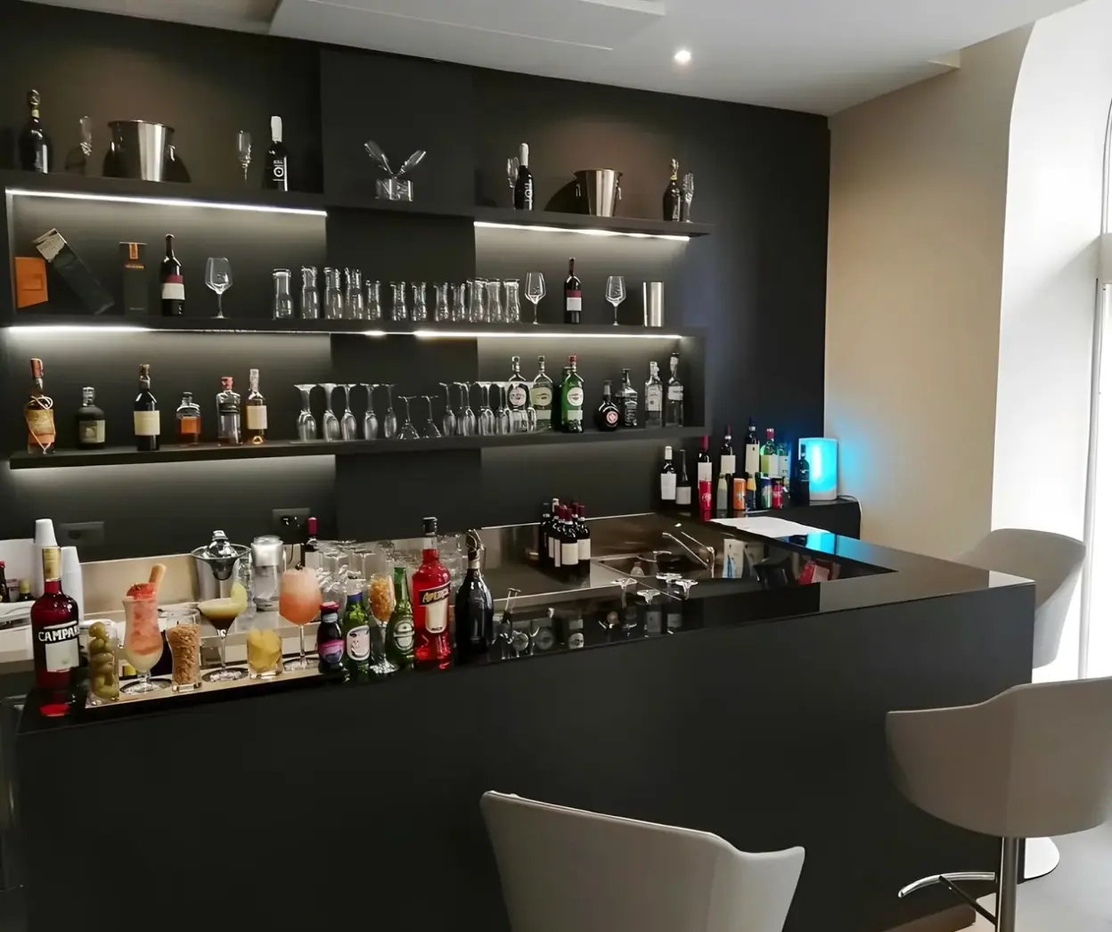 Restauracja i jedzenie w hotelu The Republic Hotel Roma