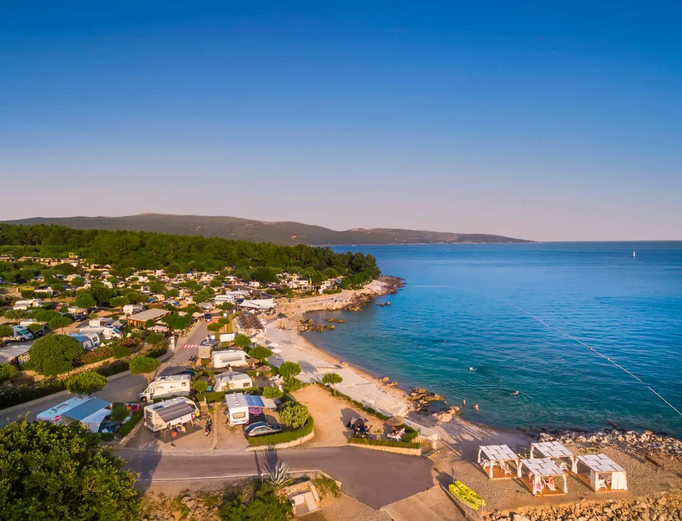 Plaża przy hotelu Valamar Camping Krk