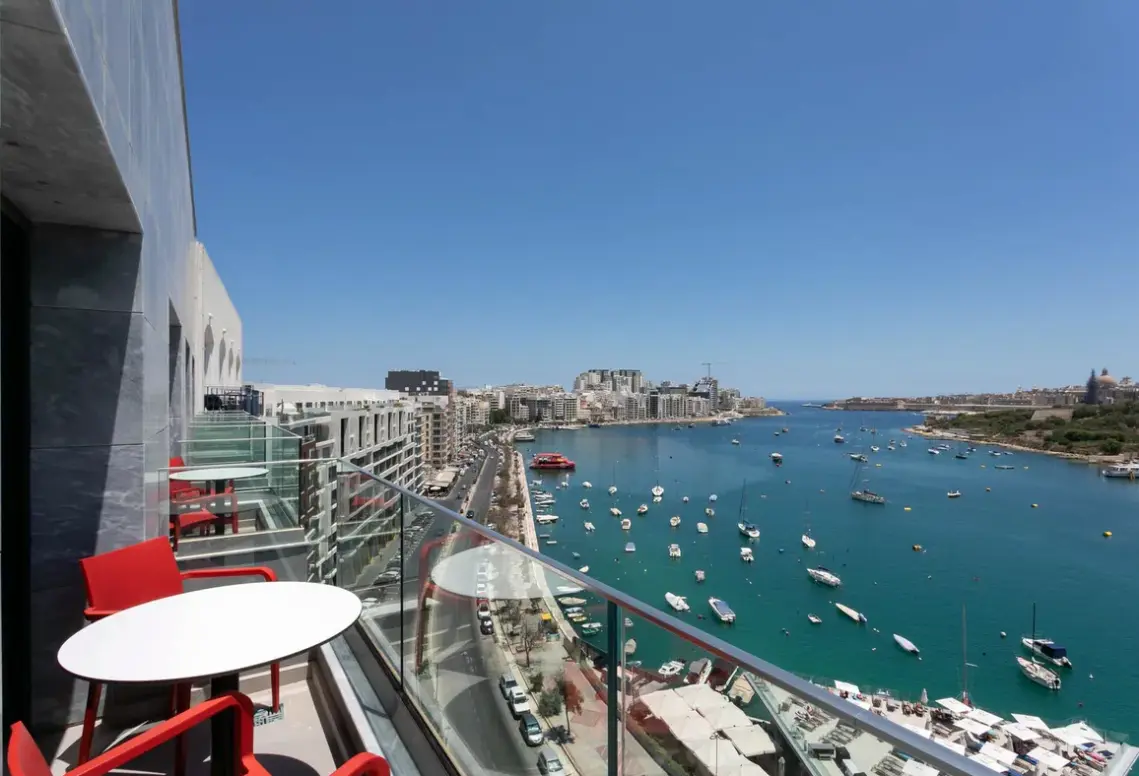 Widok z hotelu Verdi Gzira Promenade