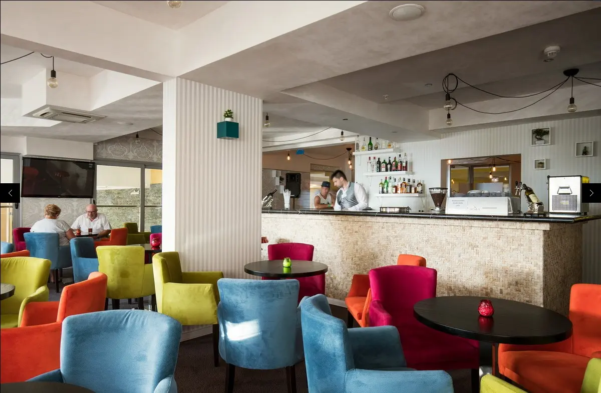 Vile Oliva — HOTEL VILE OLIVA