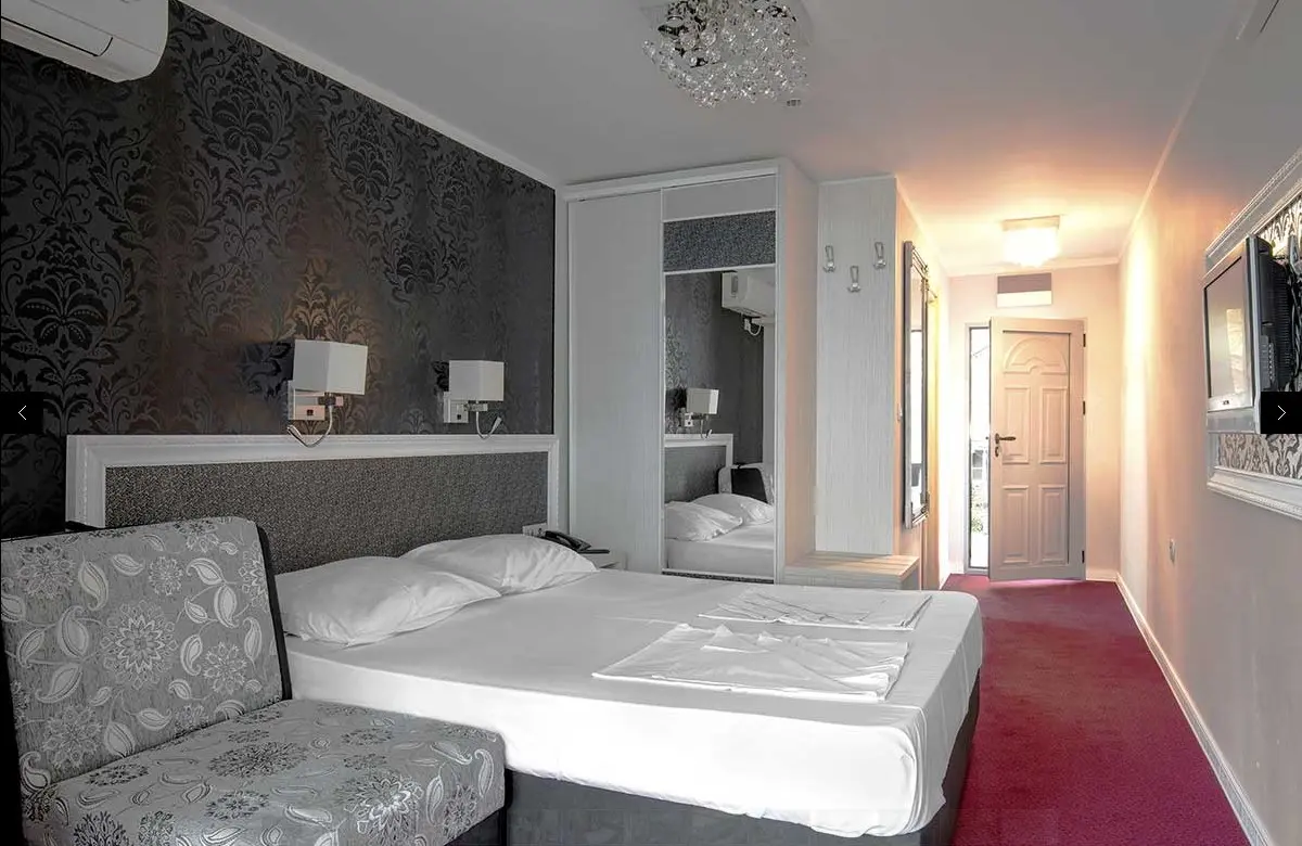 Vile Oliva — HOTEL VILE OLIVA