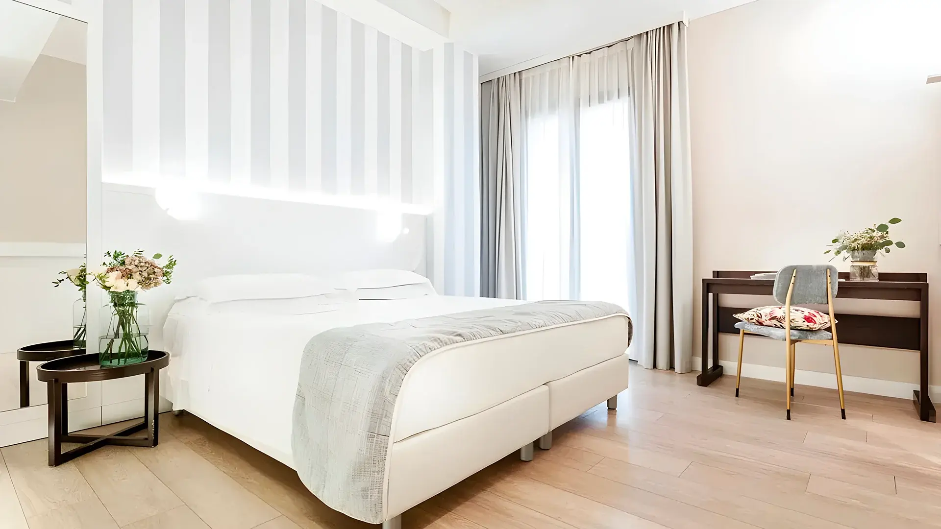 Pokój w hotelu Villa Rosa Riviera