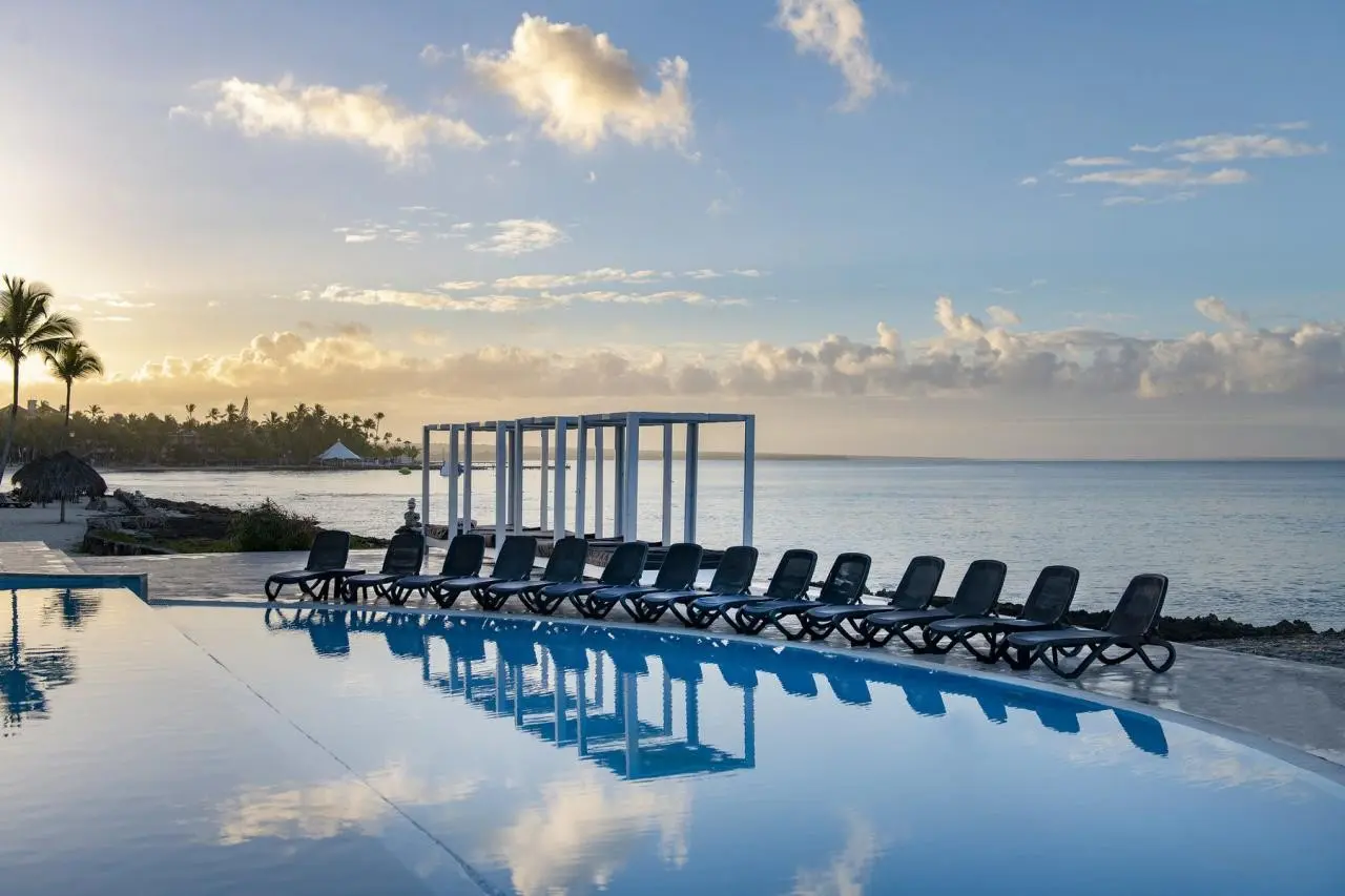 Basen w hotelu Viva Wyndham Dominicus Beach