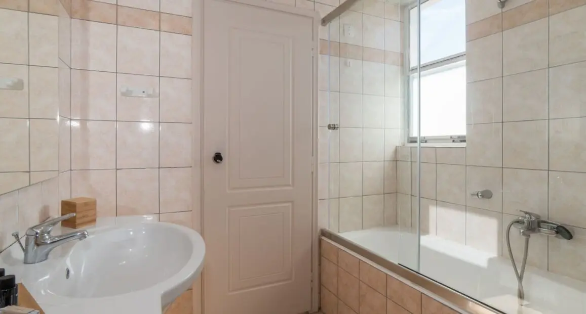 Łazienka w pokoju hotelu Xenos Kamara Beach
