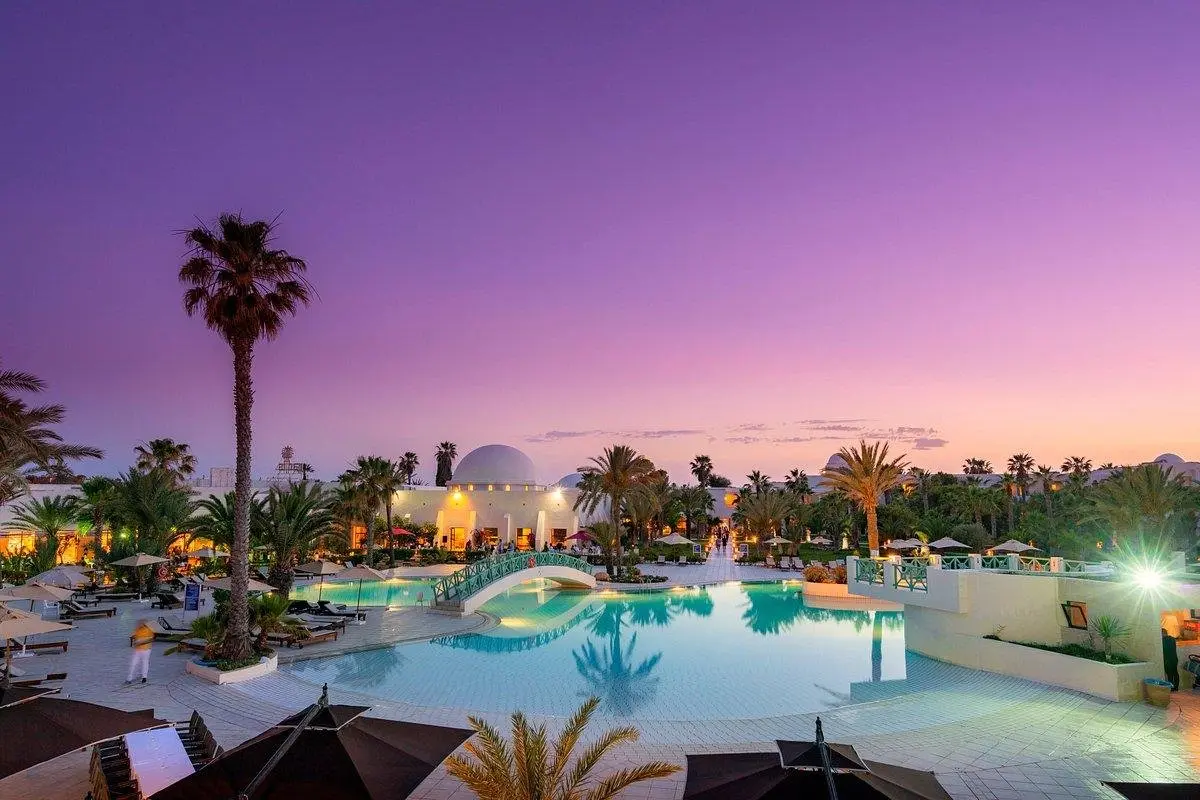Basen w hotelu Yadis Djerba