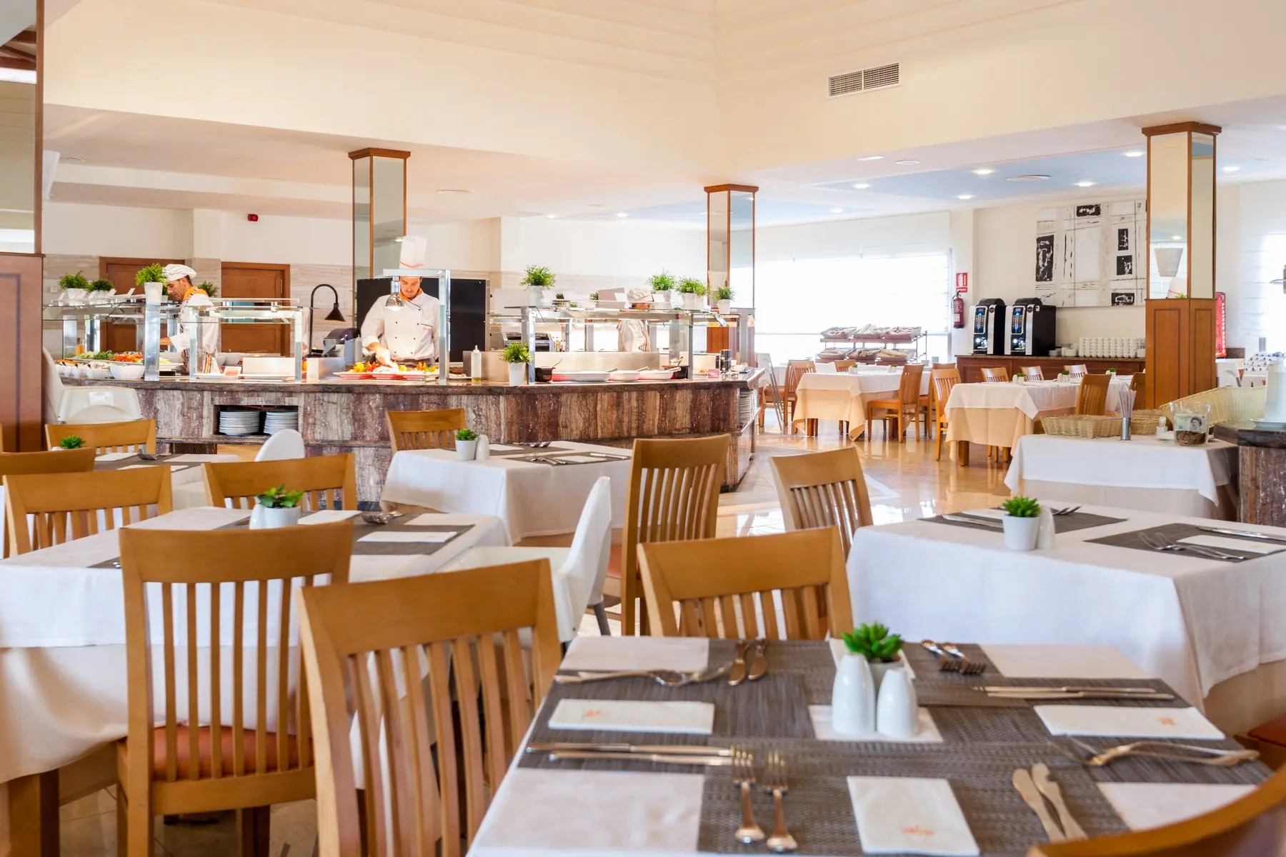 Zafiro Menorca — ZAFIRO MENORCA