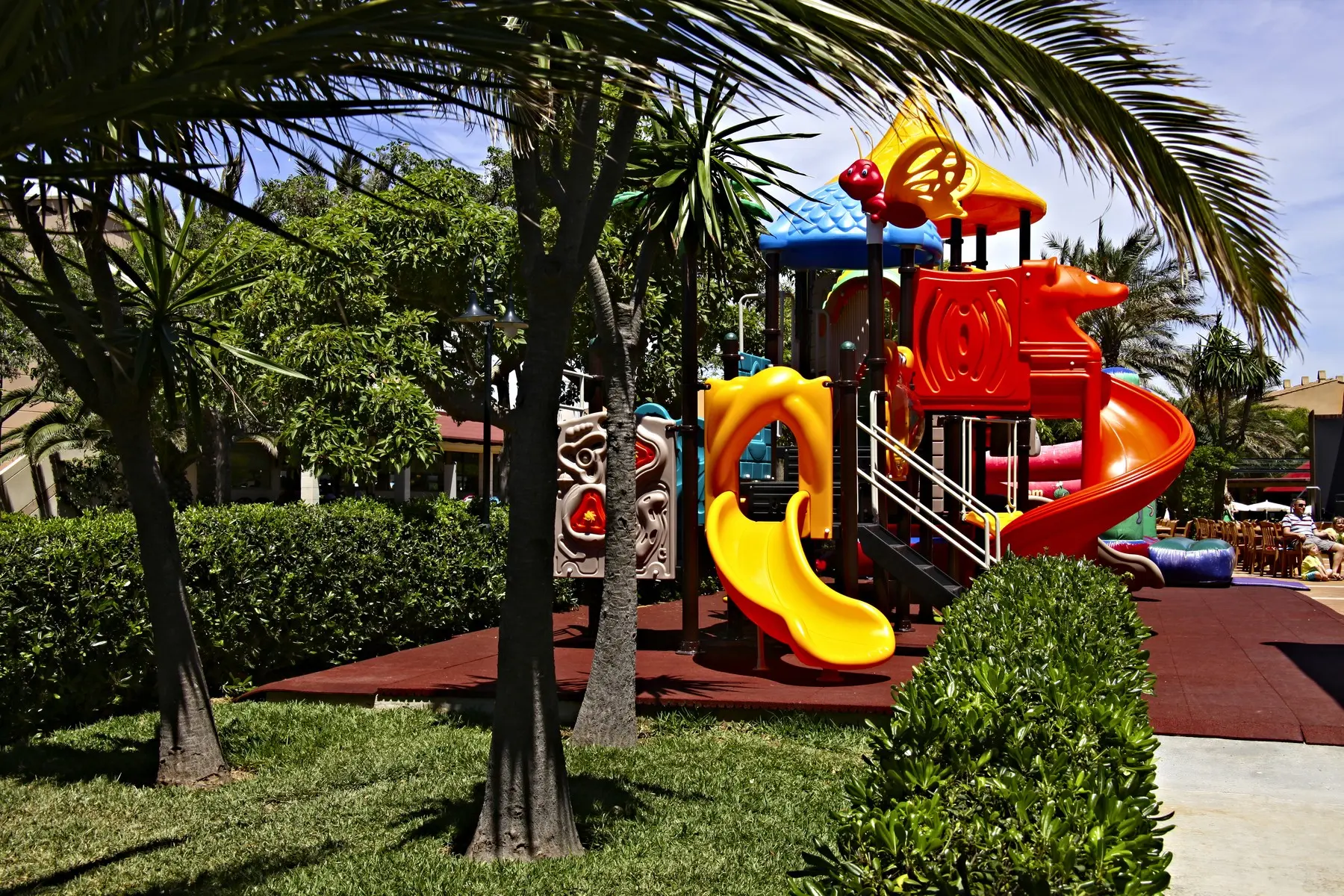 Zafiro Menorca — ZAFIRO MENORCA