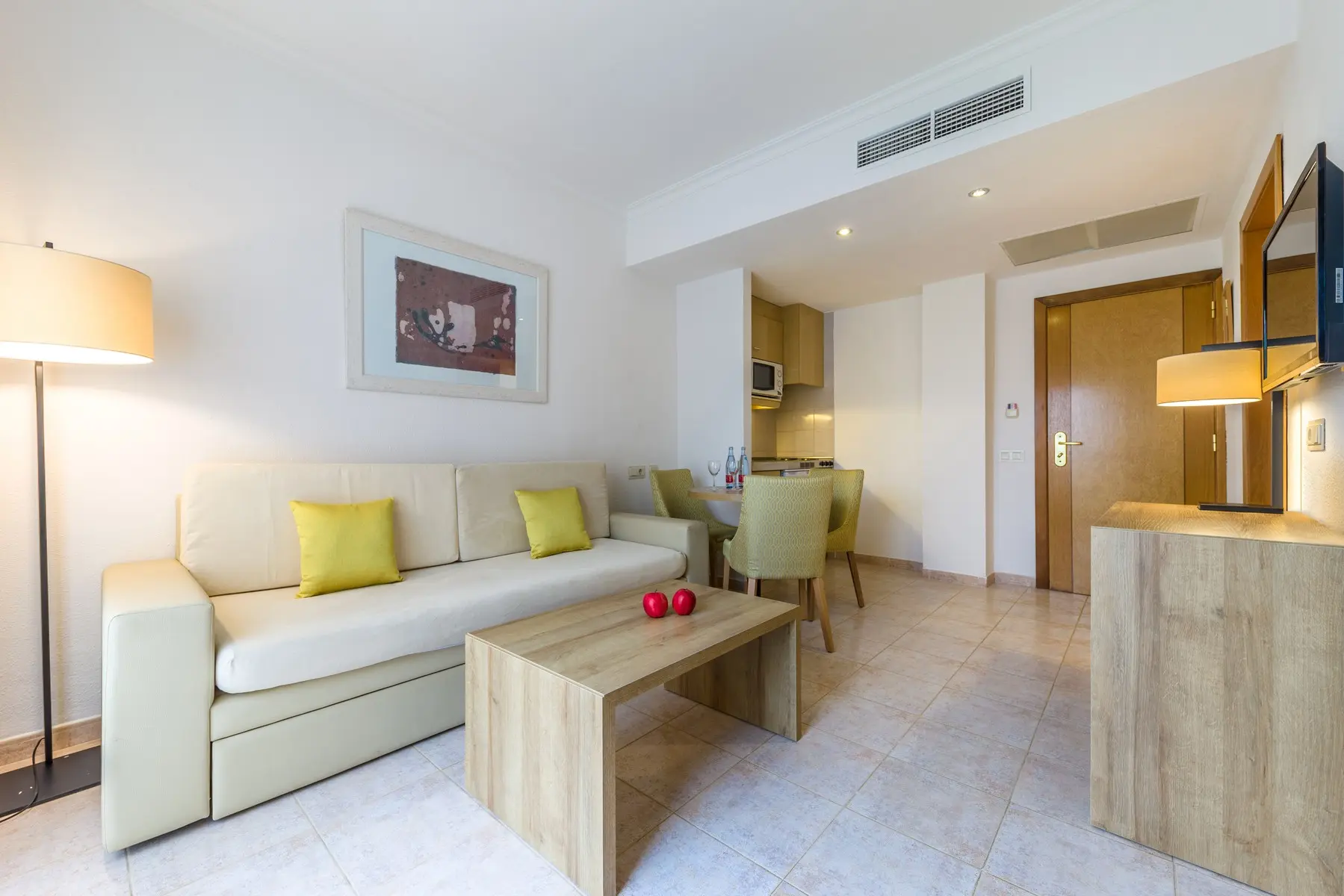 Zafiro Menorca — ZAFIRO MENORCA