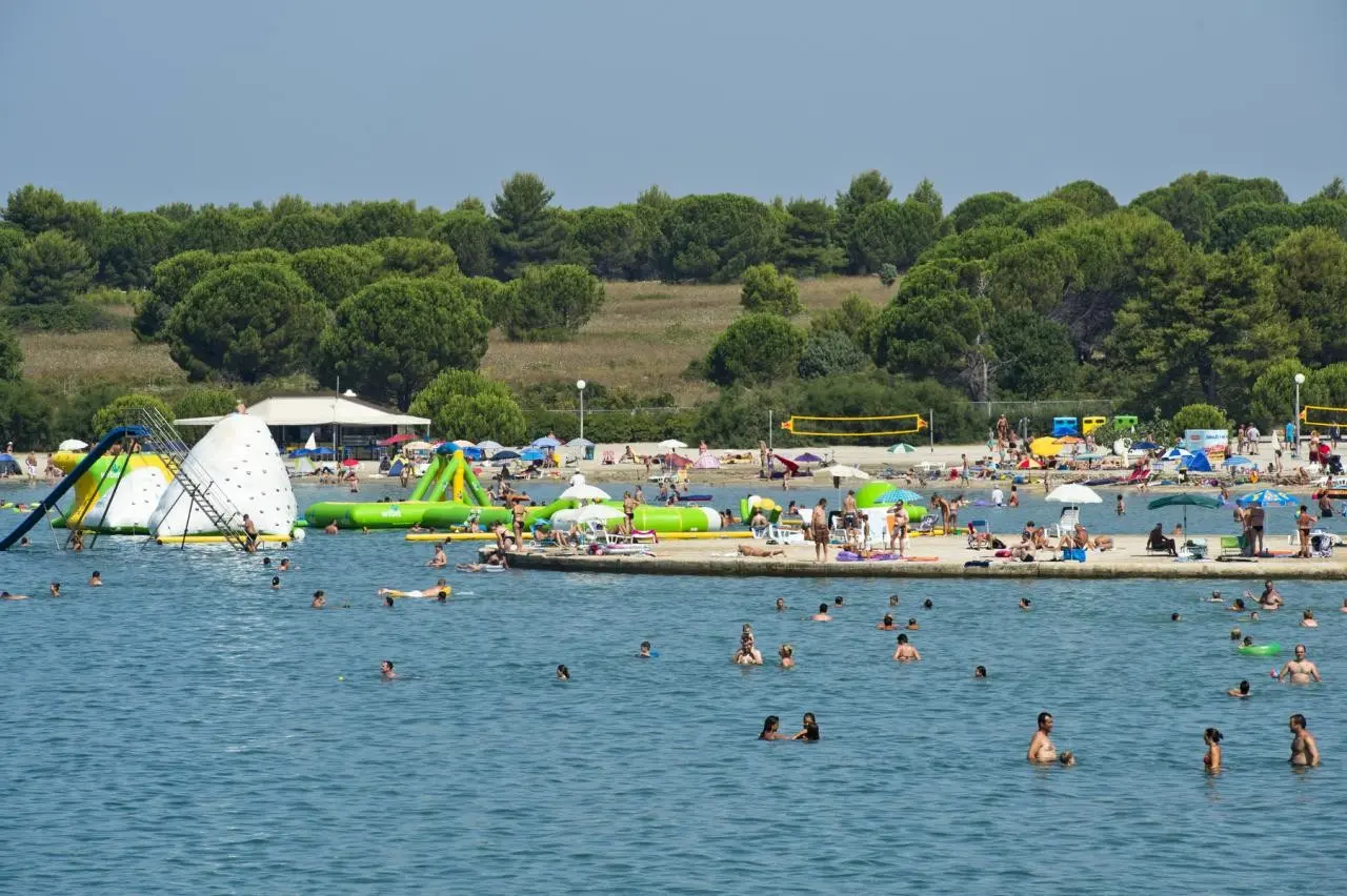 Zaton Holiday Resort Mobile Homes — ZATON HOLIDAY RESORT - MOBILE HOMES