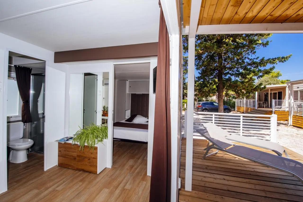 Zaton Holiday Resort Mobile Homes — ZATON HOLIDAY RESORT - MOBILE HOMES