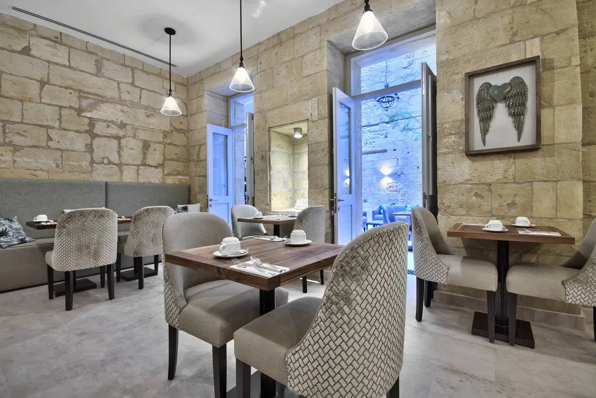 66 Saint Paul's Hotel — 66 SAINT PAUL'S