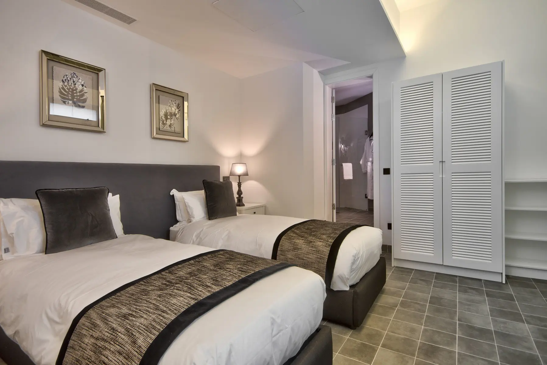 66 Saint Paul's Hotel — 66 SAINT PAUL'S