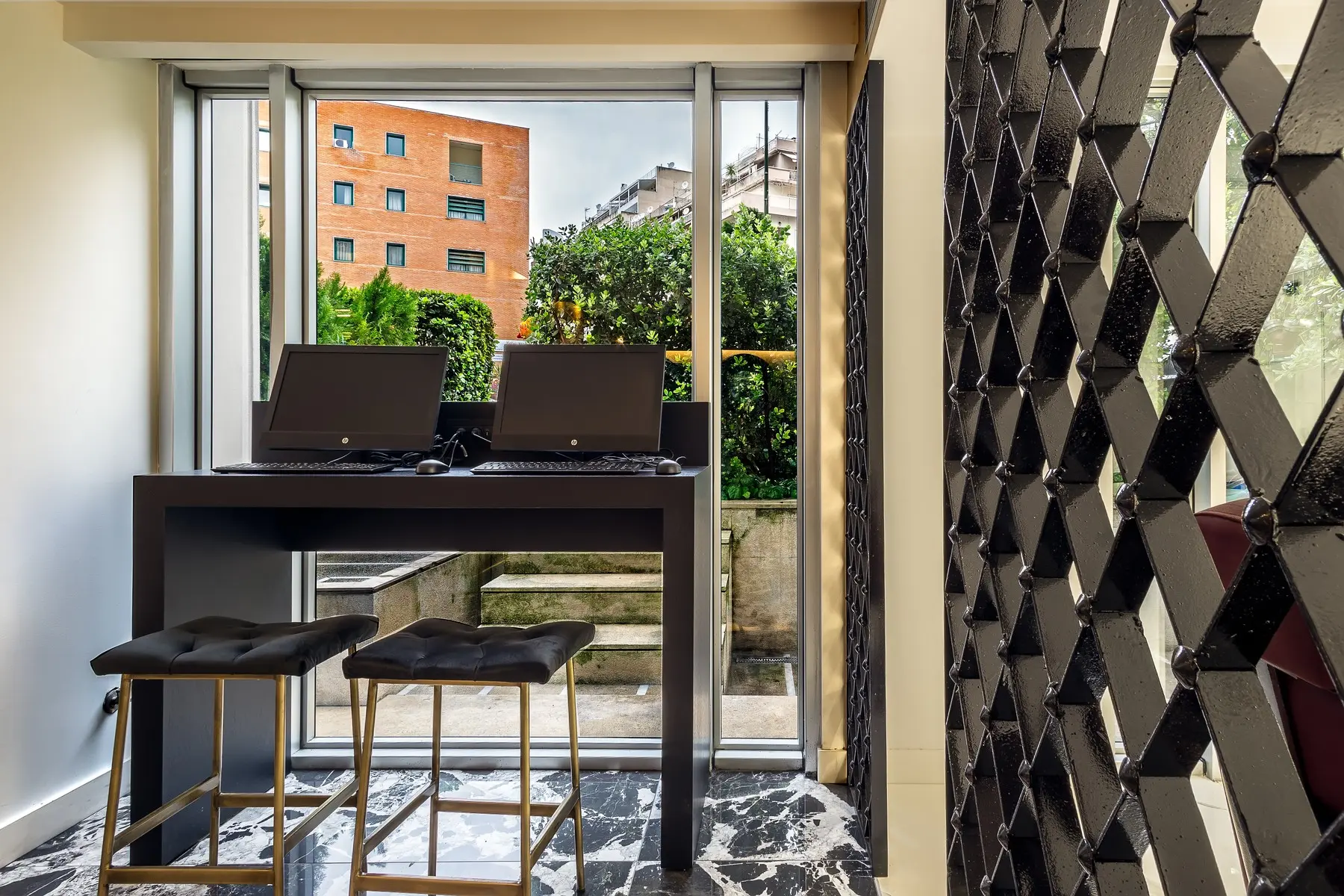 Airotel Stratos Vassilikos — AIROTEL STRATOS VASSILIKOS