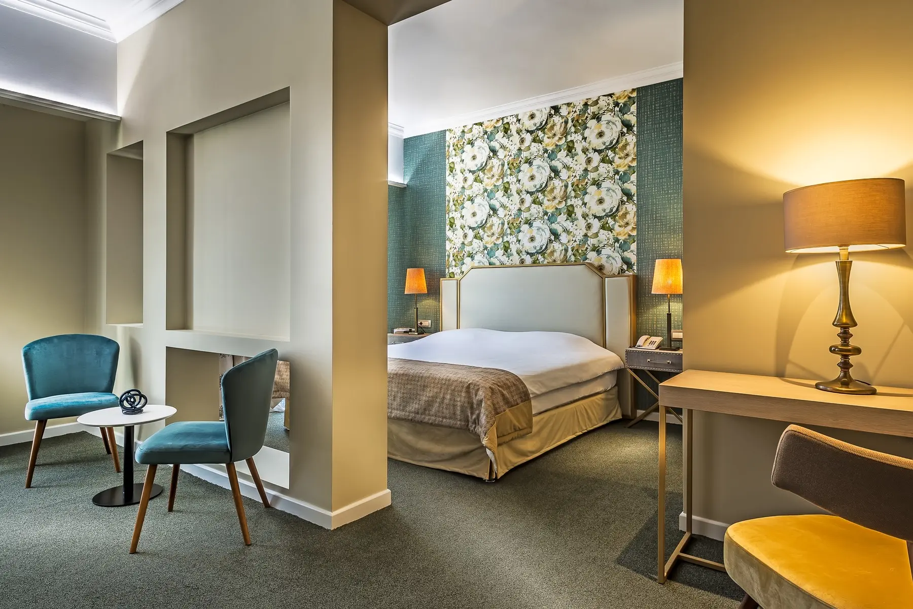 Airotel Stratos Vassilikos — AIROTEL STRATOS VASSILIKOS