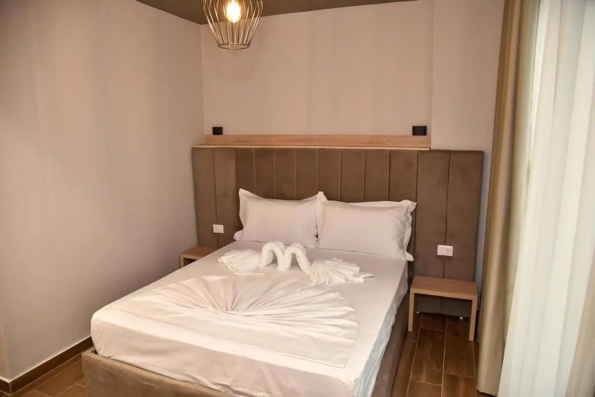 Albanian Star — LUBJANA