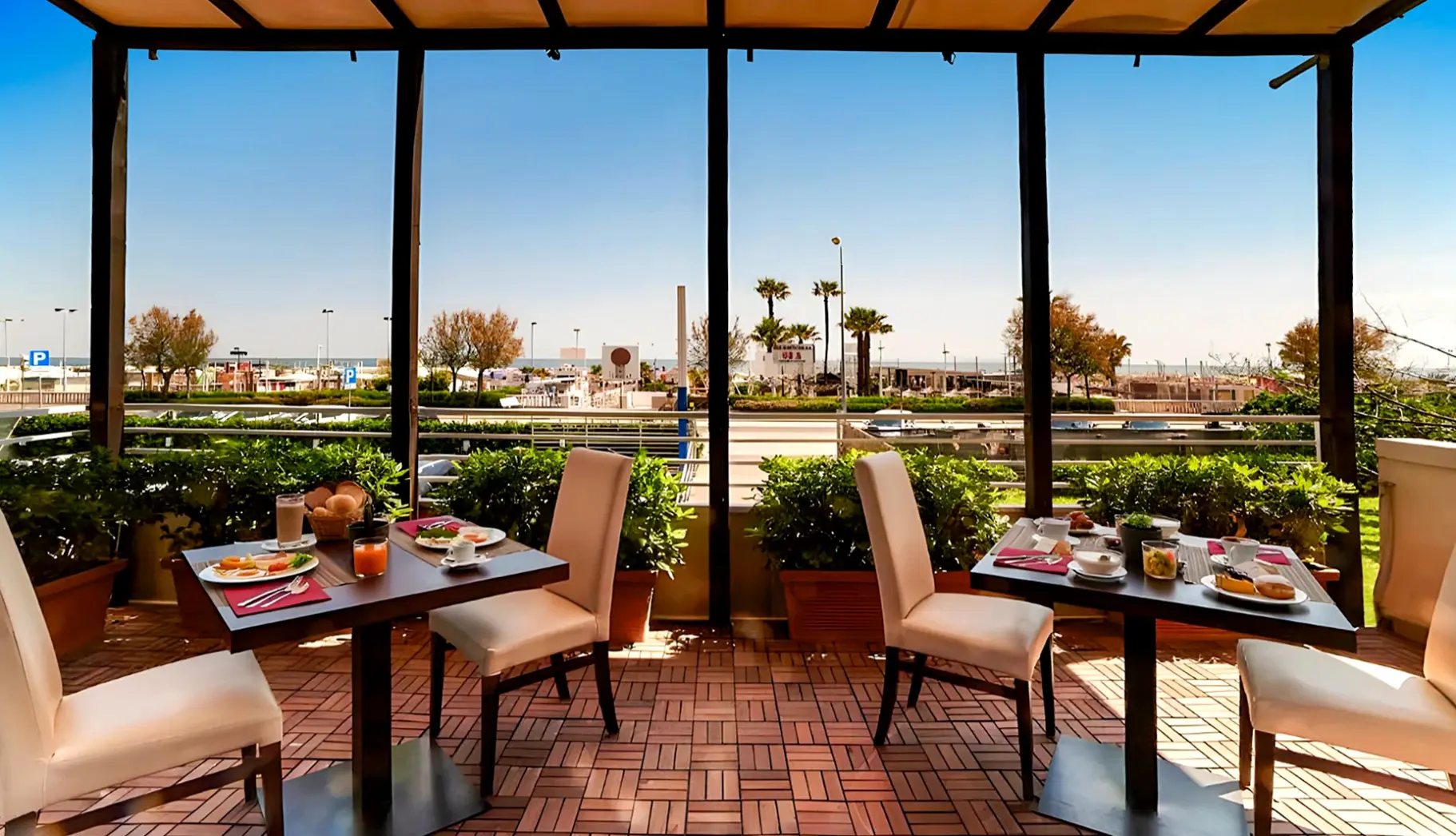 Restauracja i jedzenie w hotelu Alisei Palace Wellness & Spa Hotel