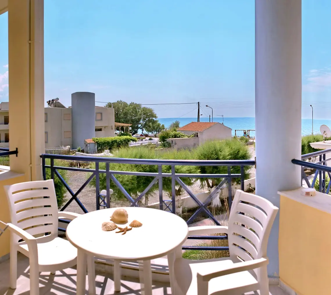 Widok z hotelu Apartamenty Sappho Beach