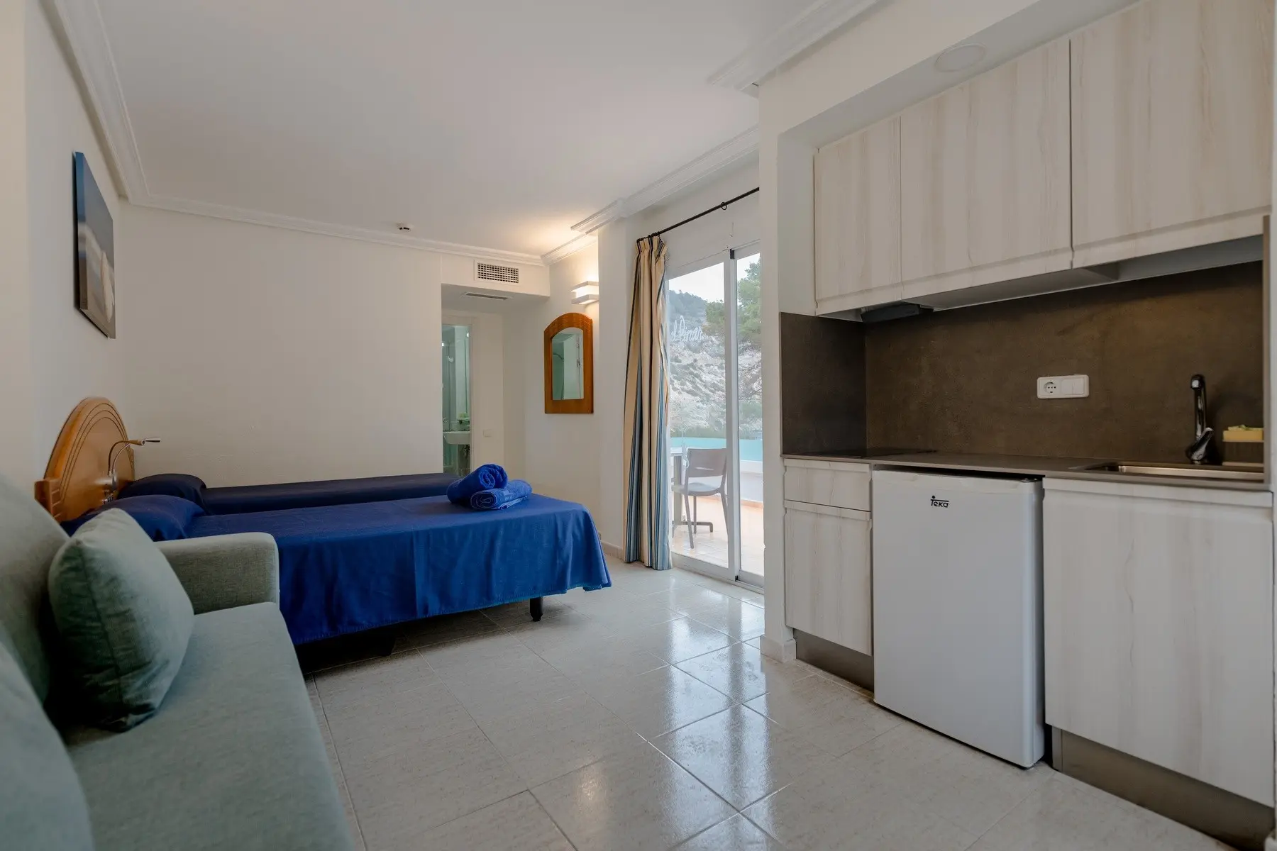 Aparthotel El Pinar — EL PINAR