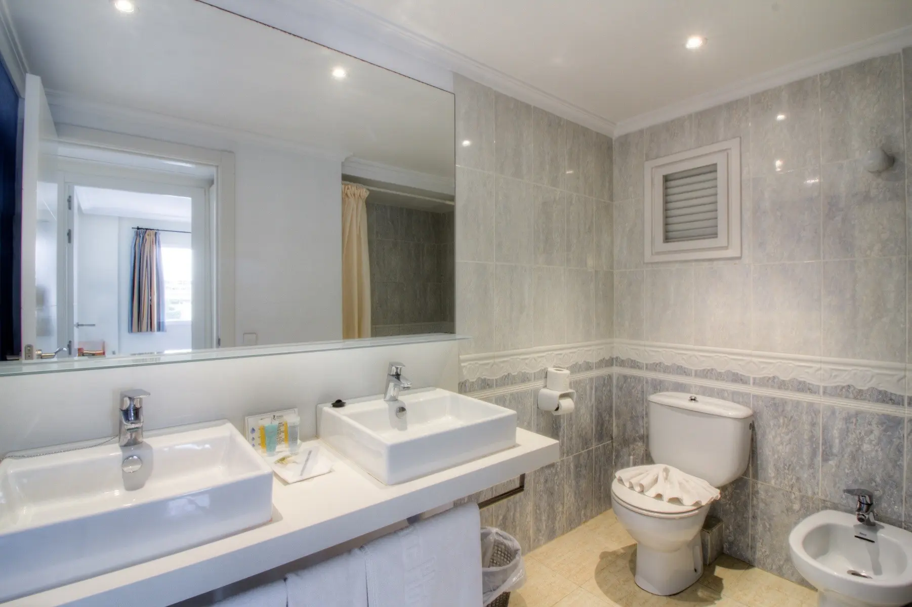 Aparthotel El Pinar — EL PINAR